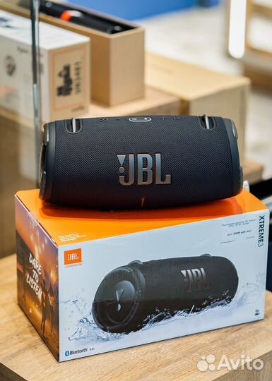 Портативная колонка JBL Xtreme 3