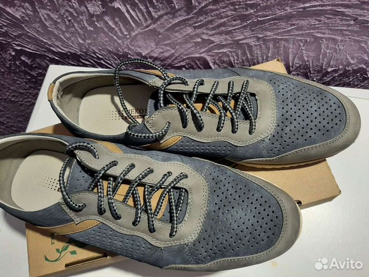 Кроссовки мужские