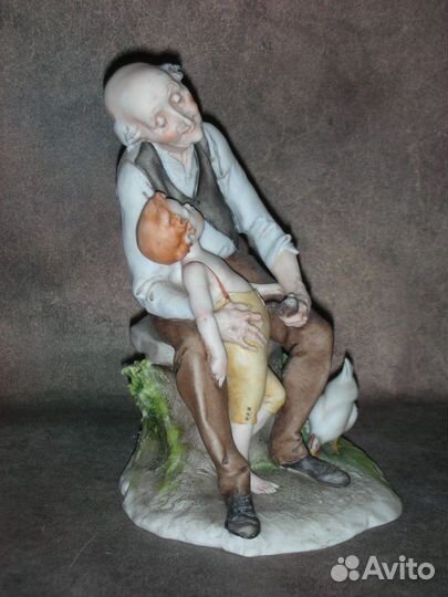 Дедушка и малыш