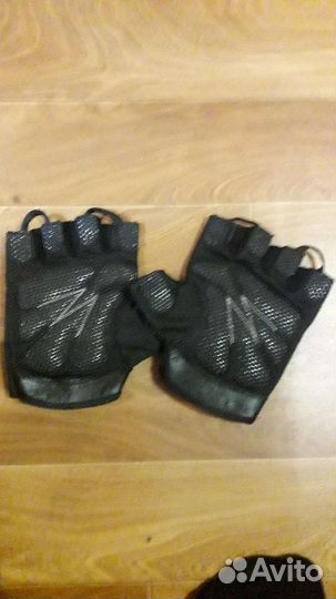 Перчатки без пальцев