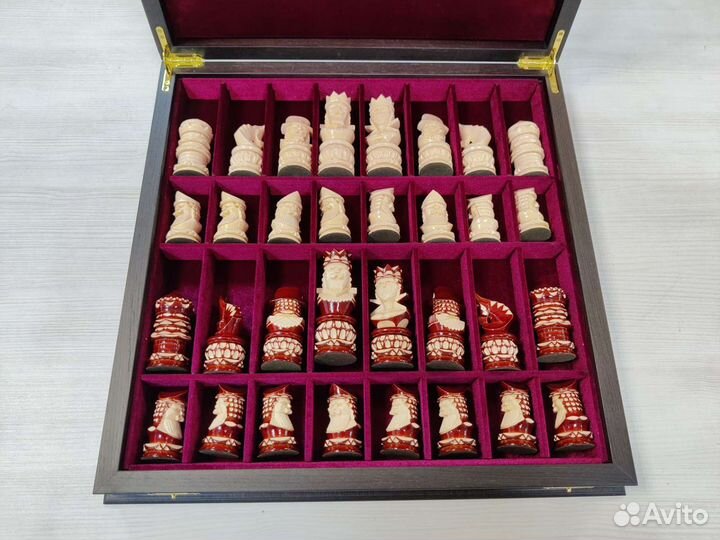 Шахматы в ларце из дуба мартосы