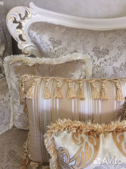 Холл Турецкий тройка 