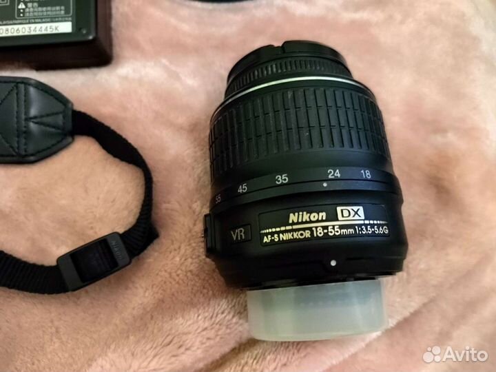 Продам фотоаппарат Nikon D60 в хорошем состоянии