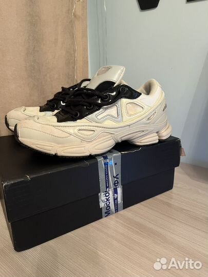 Raf simons ozweego 3 cream white