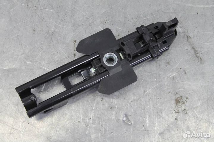 Механизм регулировки ремня безопасности Audi A6(C