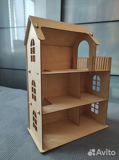 Кукольный домик с мебелью