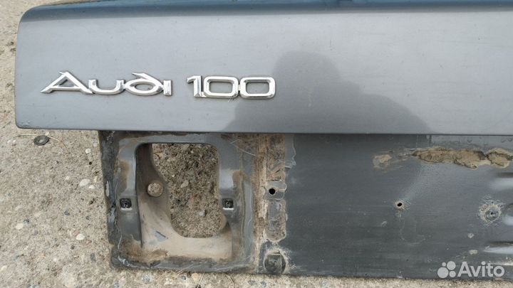 Крышка багажника Audi 100 C3