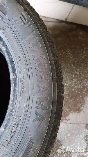 Yokohama A008 215/65 R16 95