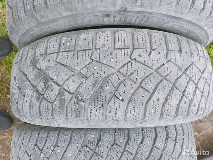 Nitto Therma Spike 185/65 R15 88T