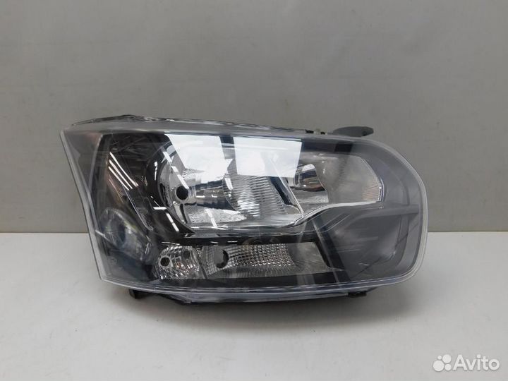 Фара правая Ford Tourneo Connect