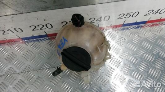 Бачок расширительный volkswagen passat CC (YEA07NP