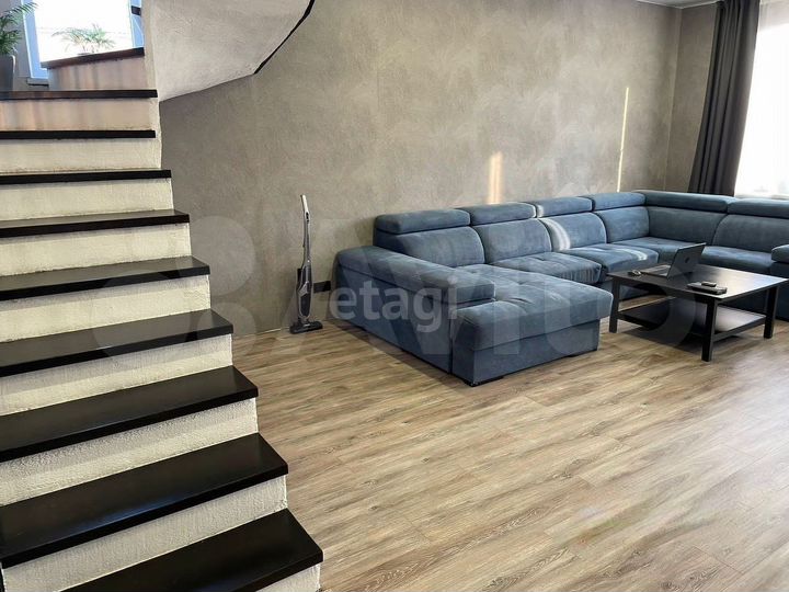 Коттедж 124 м² на участке 6 сот.