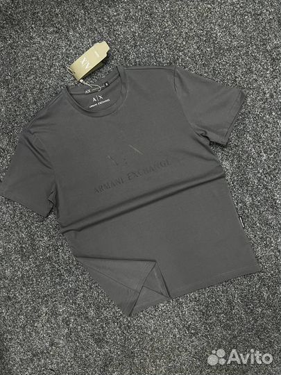 Футболка Armani Exchange