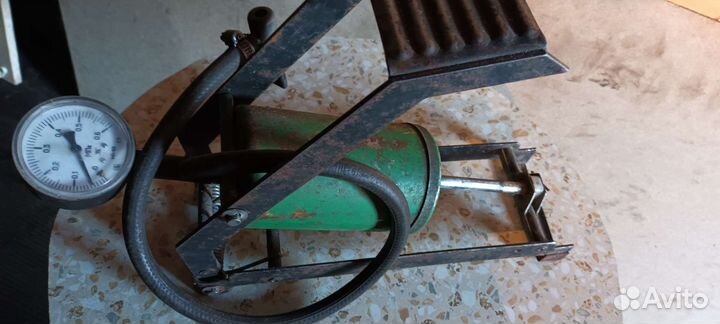 Насос автомобильный ножной