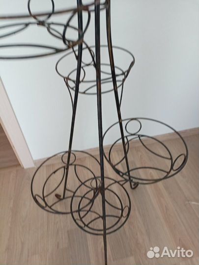 Подставка для цветов