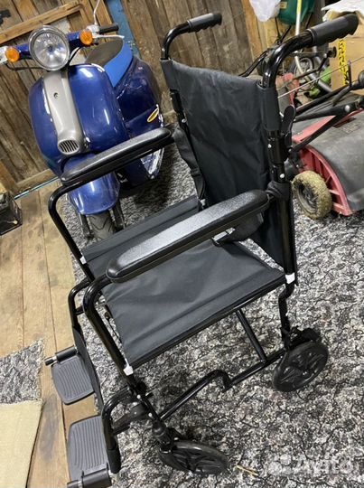 Инвалидная коляска складная бу