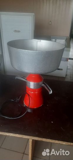 Сепаратор для молока электрический