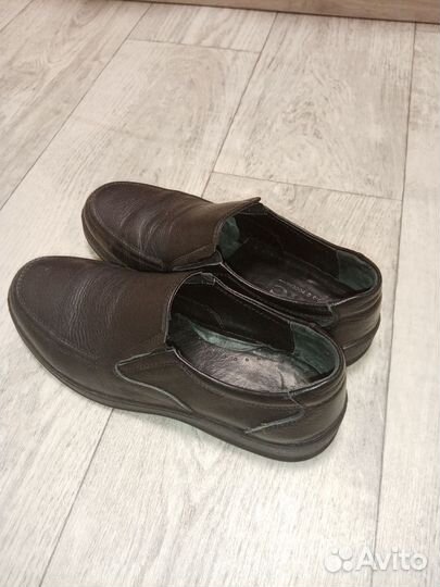 Продам мужские туфли