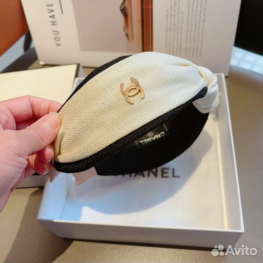 Ободок Chanel в коробке