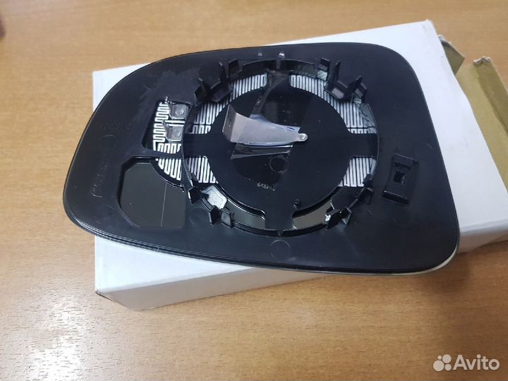 Стекло зеркала Мазда 6 с 2012г Мазда 3 с 2012г