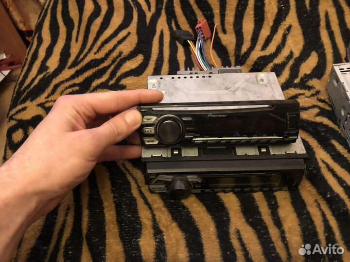 Магнитола Pioneer deh1700uba