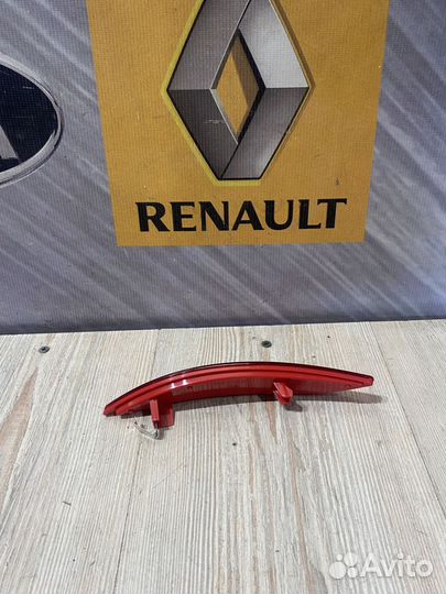 Катафот Отражатель заднего бампера Renault fluence