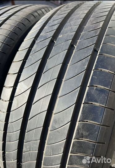 Michelin Primacy 4 235/50 R19