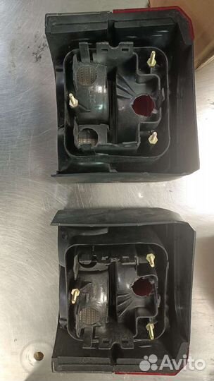 Комплект задних фонарей Vw T4 Цена за пару