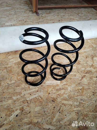 Продаются пружины на киа соренто