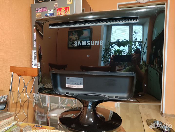 Монитор Samsung 26