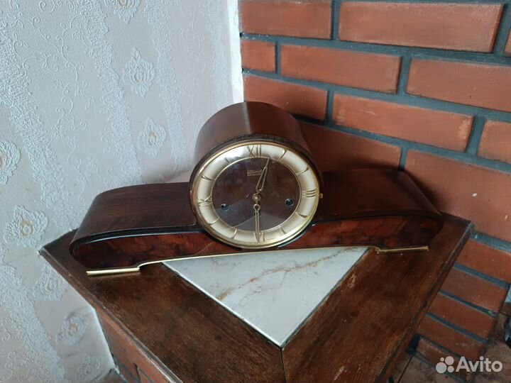 Каминные часы четвертные,из Германии