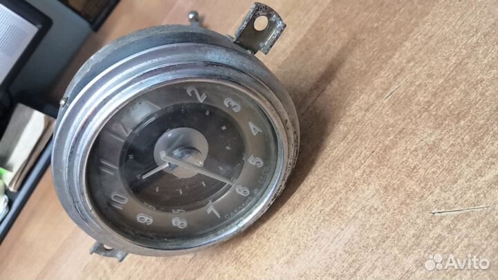 Часы на Газ 21