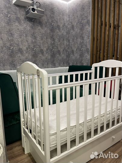Кровать для новорожденных бу