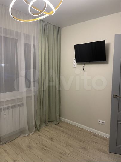 1-к. квартира, 37 м², 1/10 эт.