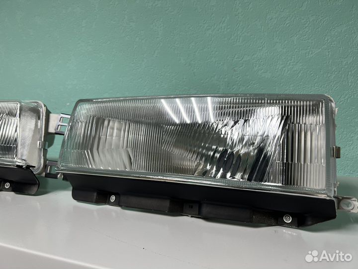 Фары Toyota Sprinter 90/Carib 90 (87-91гг)