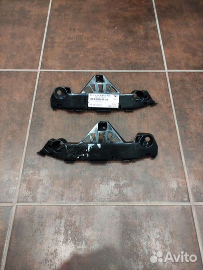 Крепление переднего бампера Mazda 3 BL