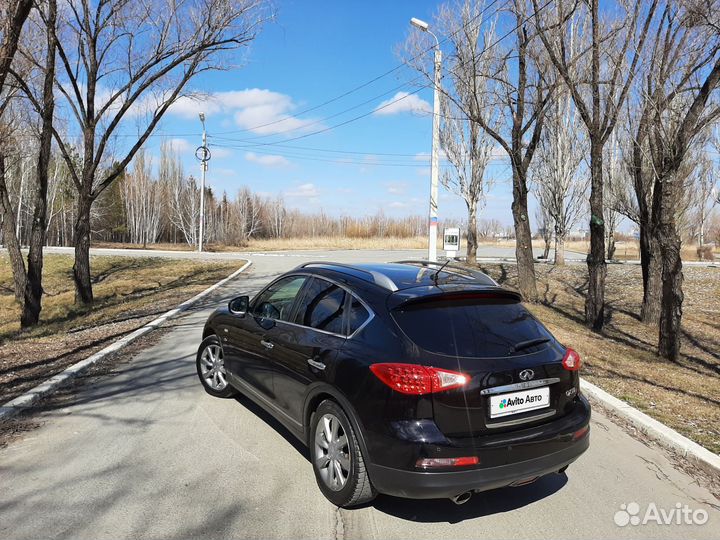 Infiniti QX50 2.5 AT, 2014, 170 100 км