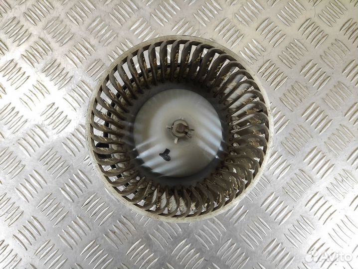 Моторчик отопителя Kia Sportage 1993 2006