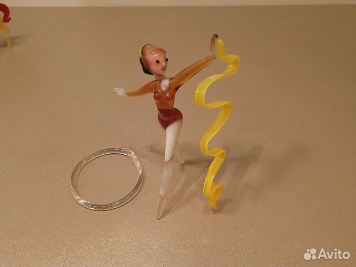 Статуэтки цветное стекло; Носорог эбеновое дерево