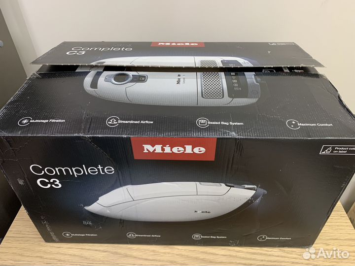 Пылесос Miele Complete C3 PowerLine sgda3 Новый