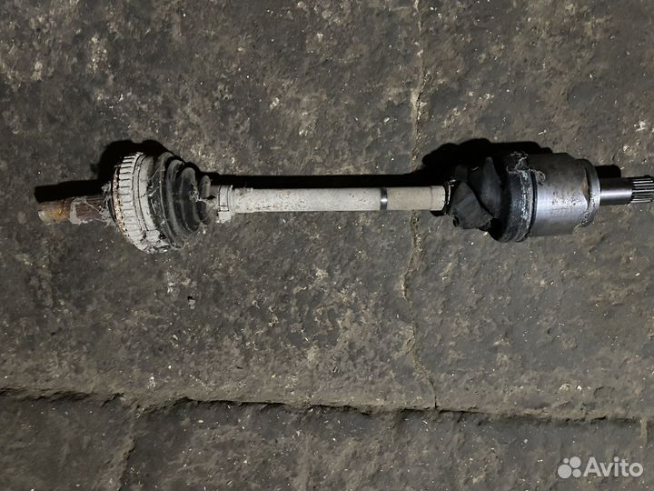 Привод левый сборе