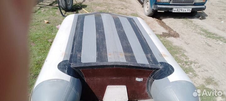 Надувная лодка пвх под мотор бу