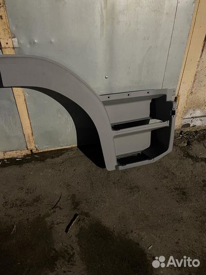 Панель (подножка)правая Мерседес Atego Sampa