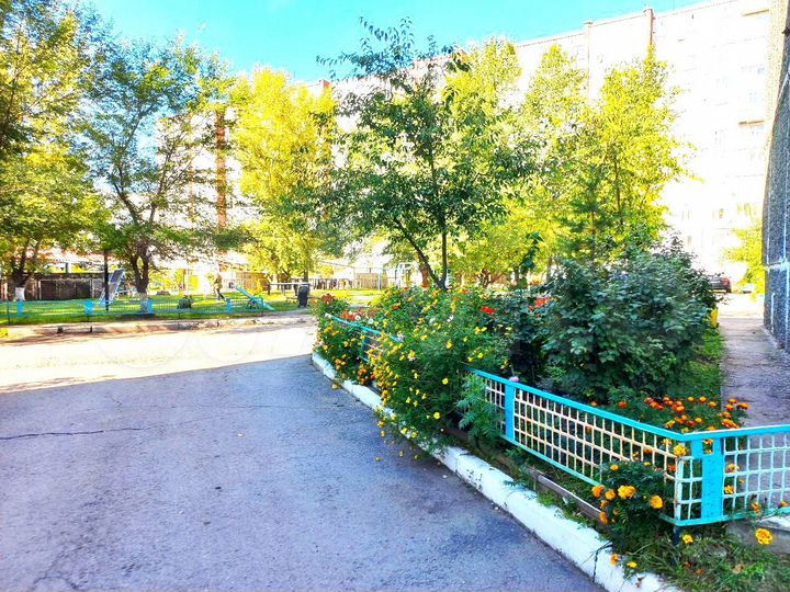 4-к. квартира, 77,2 м², 1/9 эт.