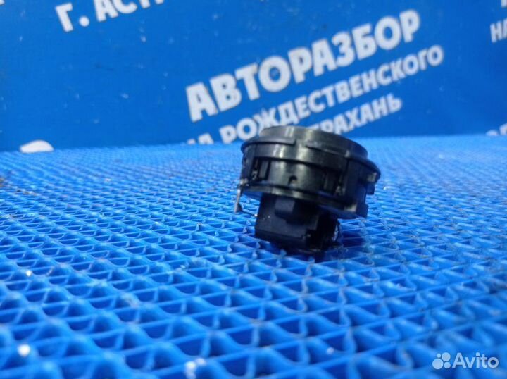 Динамик высокочастотный Ford Focus 3 седан xtda