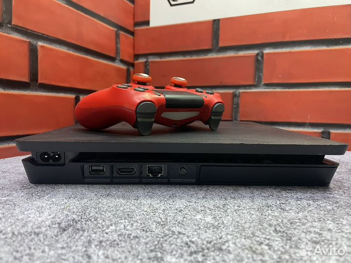 Sony PS4 slim