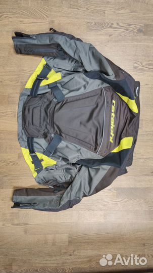 Мотокуртка с защитой