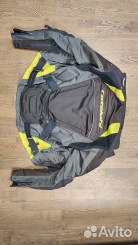 Мотокуртка с защитой