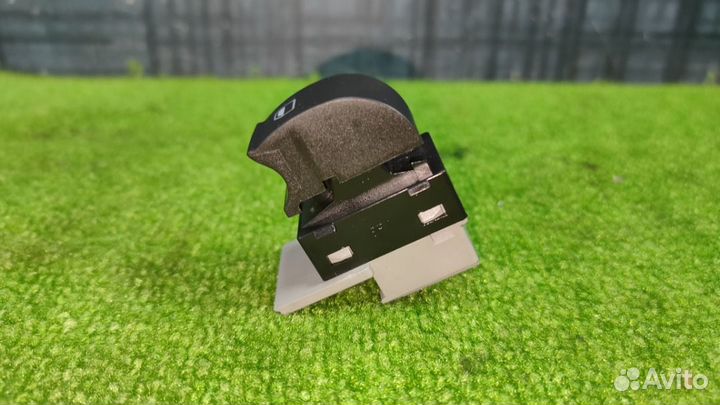 Кнопка стеклоподъемника Audi Allroad C5 BES 2003