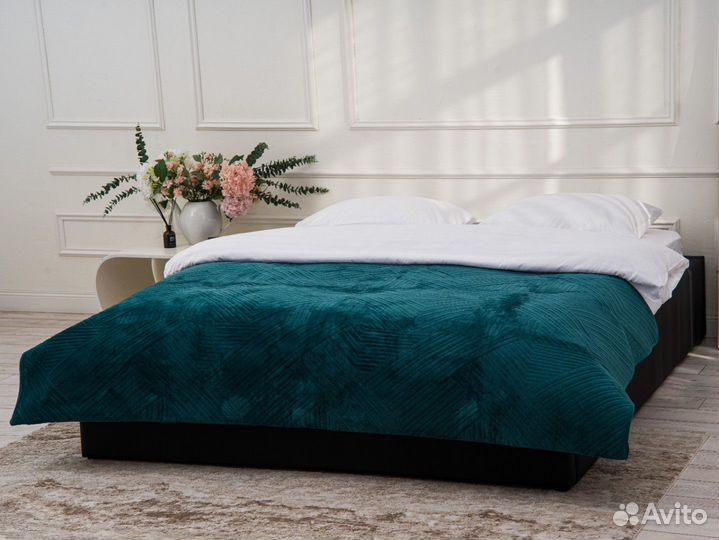 Kровать двуспальная, с матрасом, цена за полный комплект